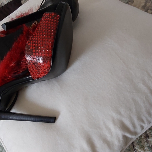 ROBERTO CAVALLI FIRE FLAME LEATHER FUR SANDAL SIZE 41/11 US - Picture 7 of 9